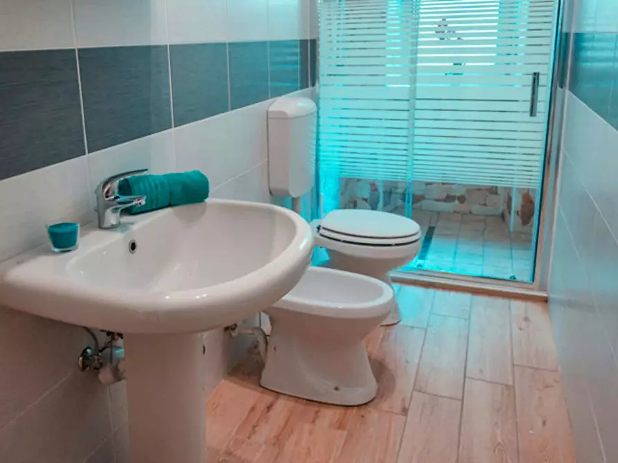 Immagine 15 di Camera in affitto  in Via Sant'Agostino12 a Torino