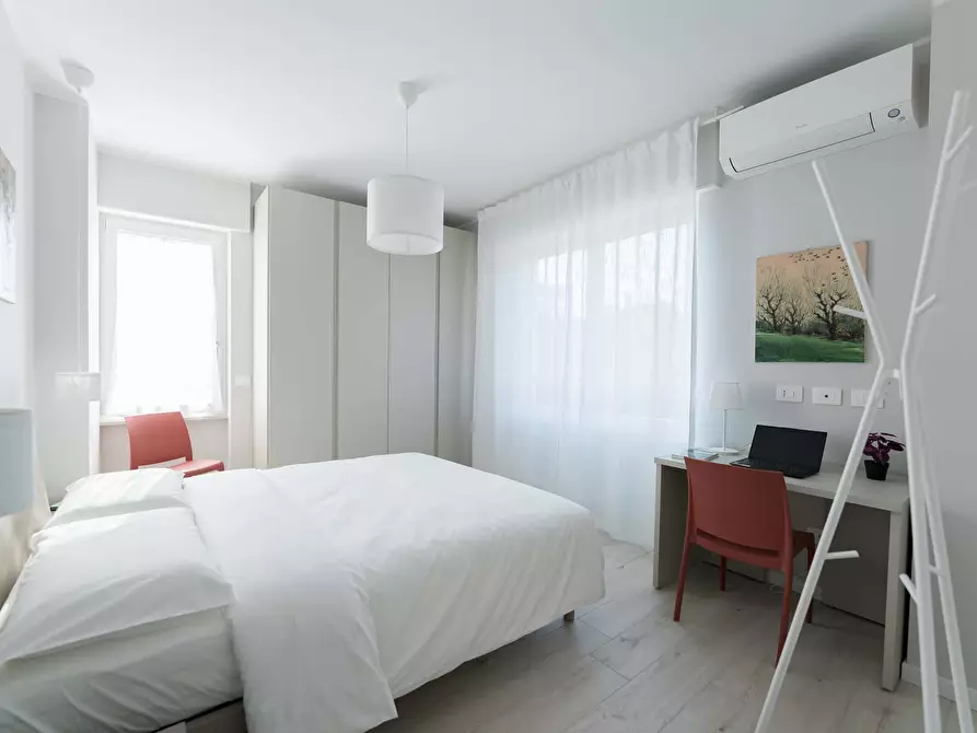 Immagine 20 di Appartamento in affitto  in Via Alfredo Comandini4 a Milano