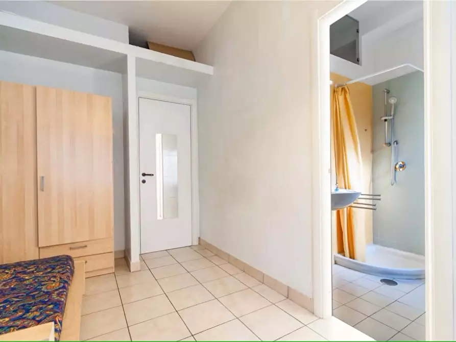 Immagine 2 di Camera in affitto  in Viale dello Scalo S. Lorenzo61 a Roma