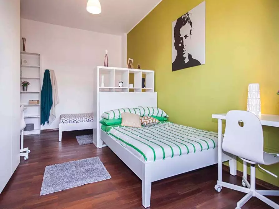 Immagine 4 di Camera in affitto  in Via Giuseppe Frua16 a Milano