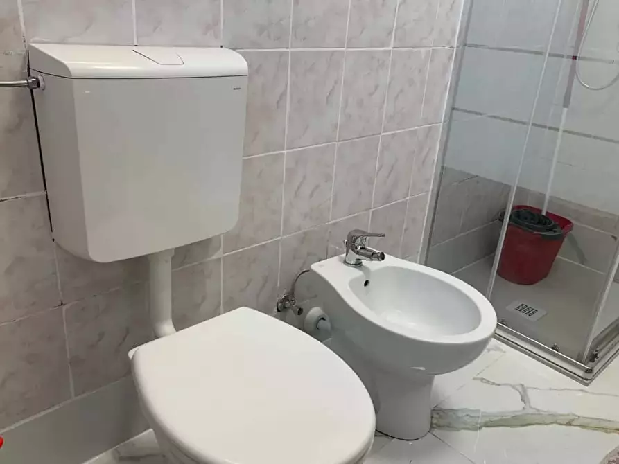 Immagine 20 di Appartamento in affitto  in Via Polano34 a Como