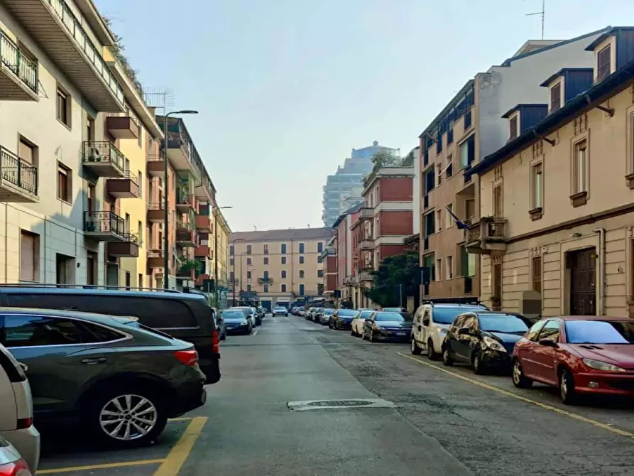 Immagine 8 di Appartamento in affitto  in Via Caccialepori16 a Milano