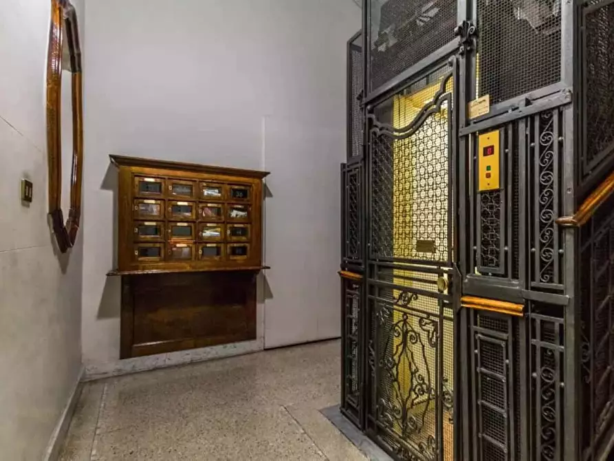 Immagine 35 di Appartamento in affitto  in Galleria Unione a Milano