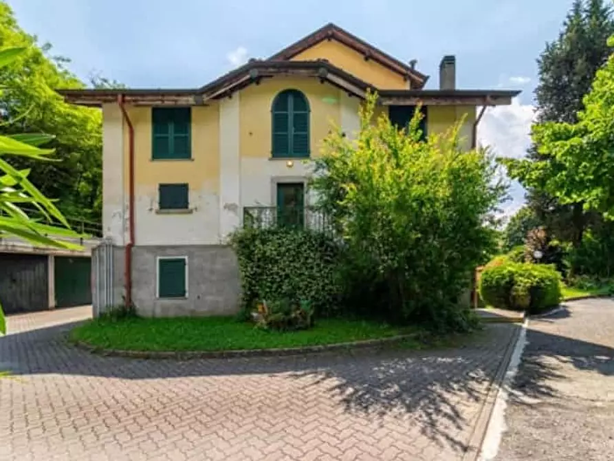 Immagine 16 di Appartamento in affitto  in Via Ugo Ricci10 a Tremezzo