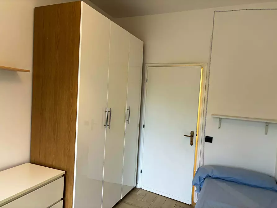 Immagine 3 di Camera in affitto  in Via Angelo de Gasperis2 a Milano