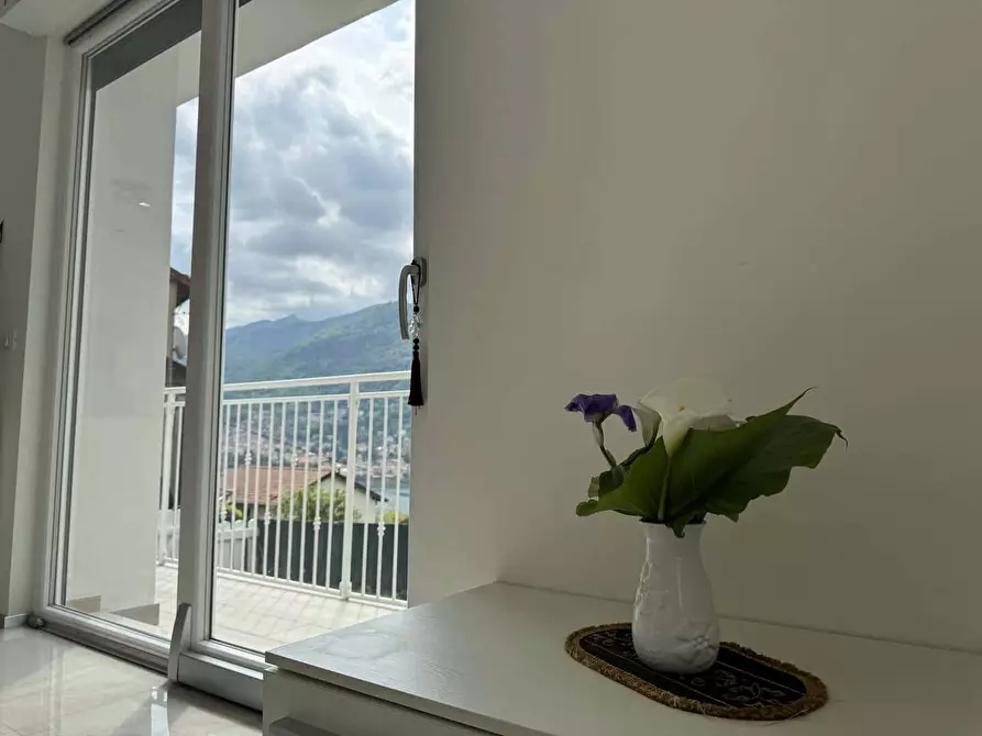 Immagine 1 di Appartamento in affitto  in Via Croce2 a Argegno