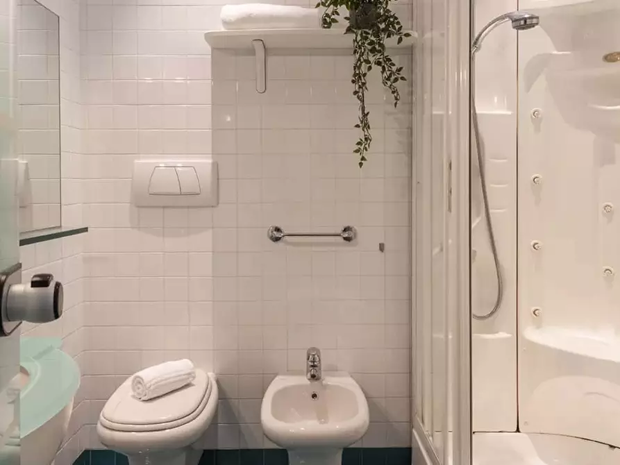 Immagine 18 di Appartamento in affitto  in Vicolo Duomo a Como