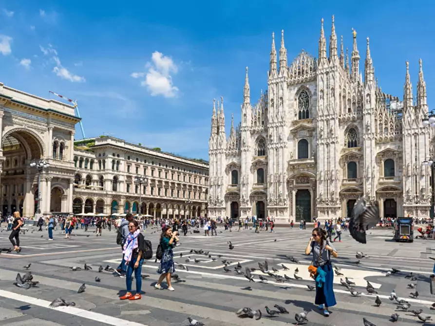 Immagine 16 di Appartamento in affitto  in Via Pantano8 a Milano