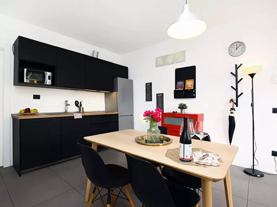 Immagine 3 di Camera in affitto  in Via Luigi Mercantini a Milano