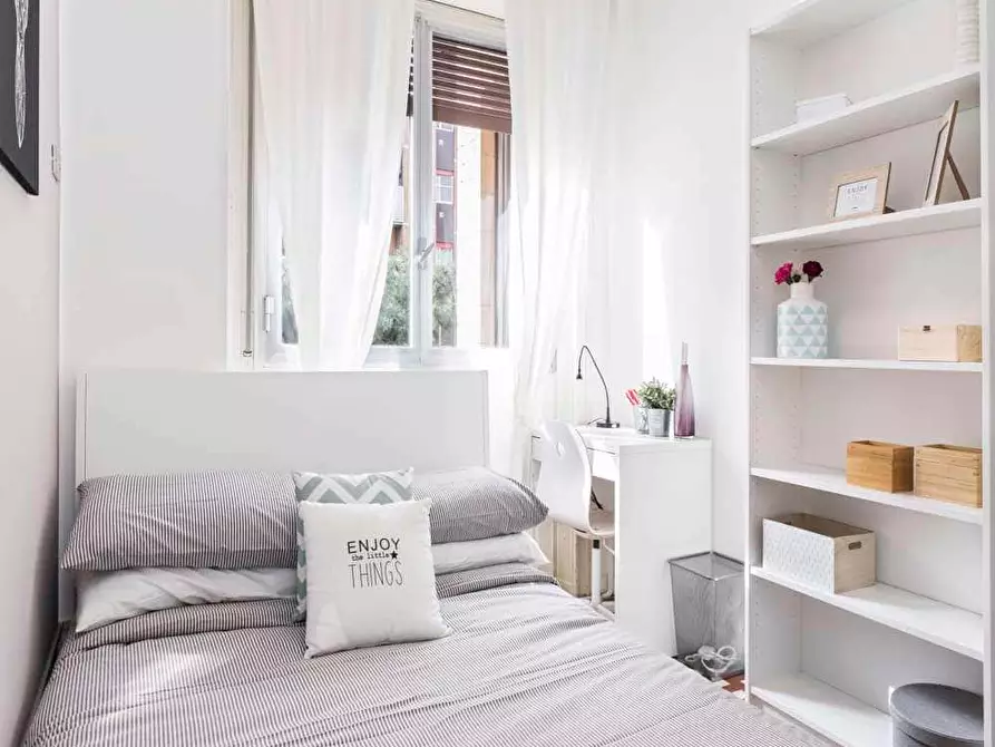 Immagine 6 di Camera in affitto  in Via Giuseppe Frua16 a Milano