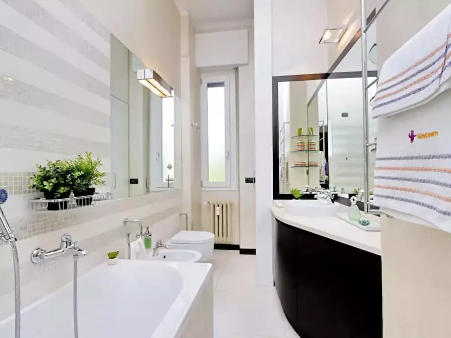 Immagine 27 di Appartamento in affitto  in Via Andrea Solari a Milano