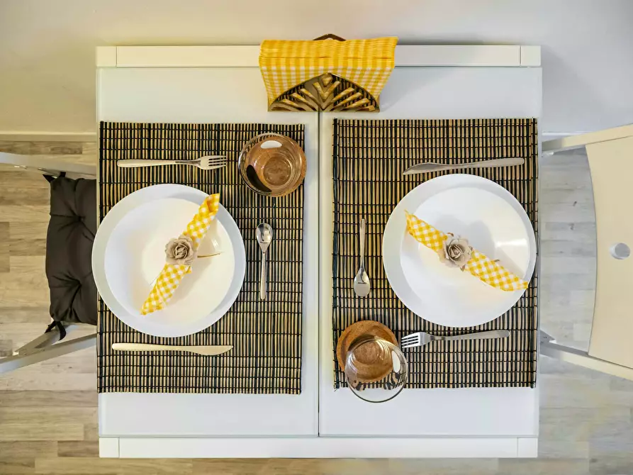 Immagine 13 di Appartamento in affitto  in Piazza Angilberto II a Milano