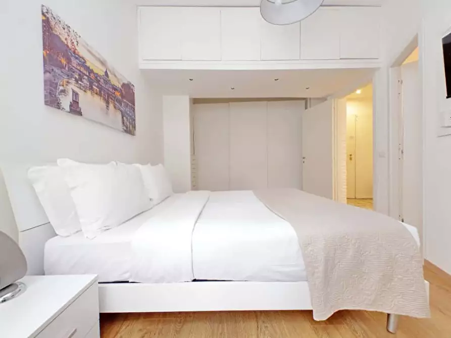 Immagine 8 di Appartamento in affitto  in Via Innocenzo XI7 a Roma