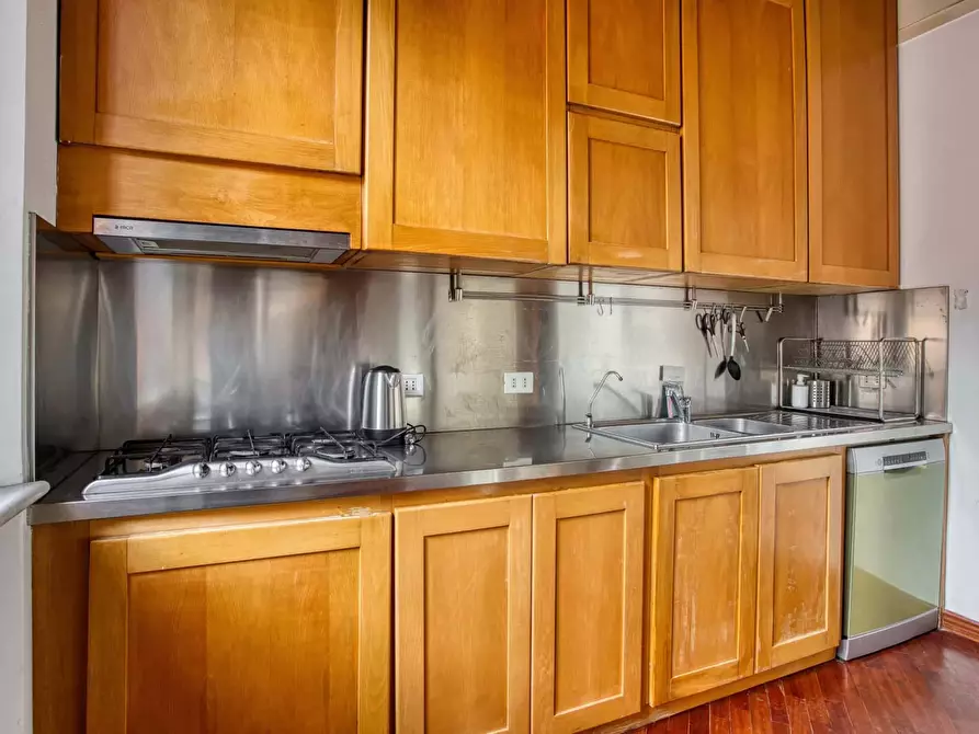 Immagine 13 di Appartamento in affitto  in Viale Coni Zugna a Milano