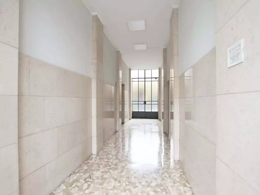 Immagine 17 di Appartamento in affitto  in Via Crema19 a Milano