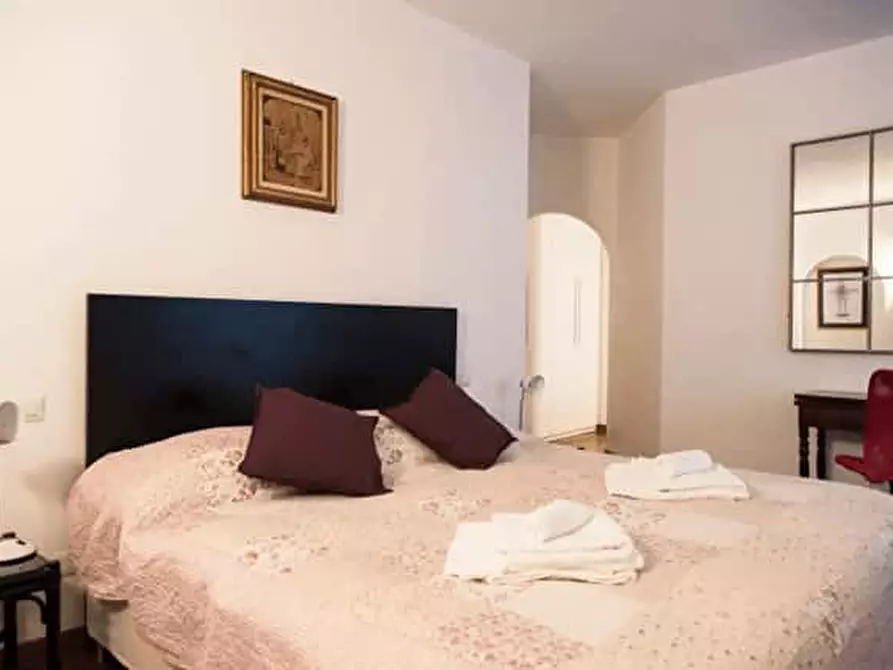 Immagine 11 di Appartamento in affitto  in Via Laghetto3 a Milano