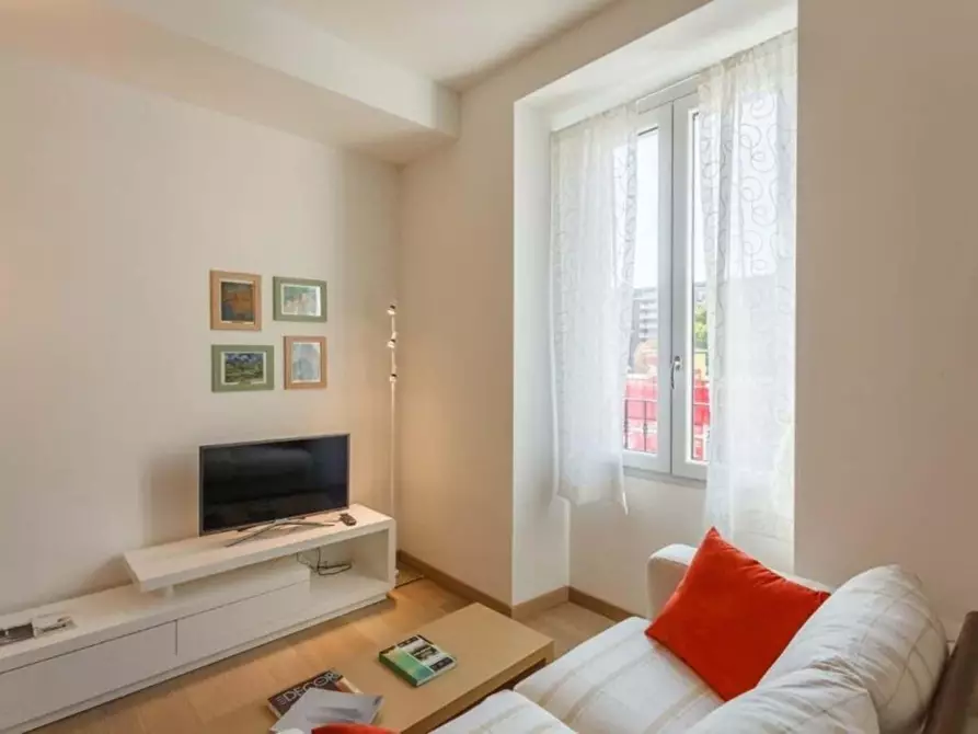 Immagine 4 di Appartamento in affitto  in Via Carlo Farini82 a Milano