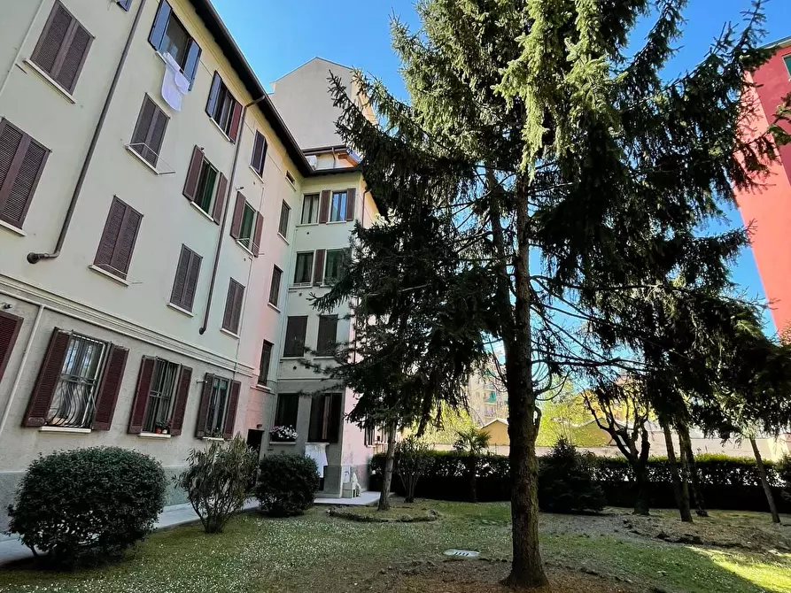 Immagine 16 di Appartamento in affitto  in Via Eugenio Villoresi38 a Milano
