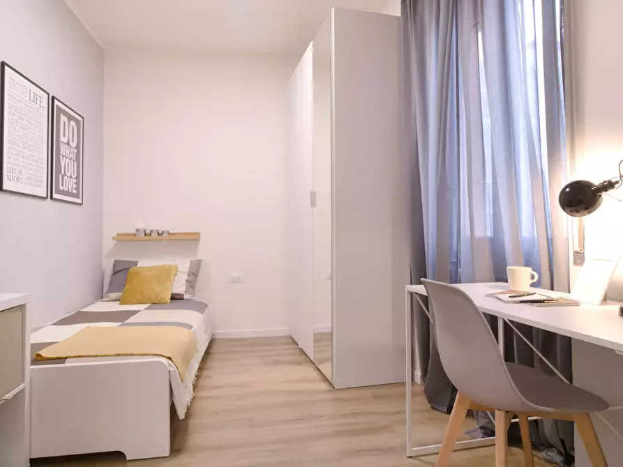 Immagine 2 di Camera in affitto  in Piazzale Guglielmo Corvi12 a Brescia