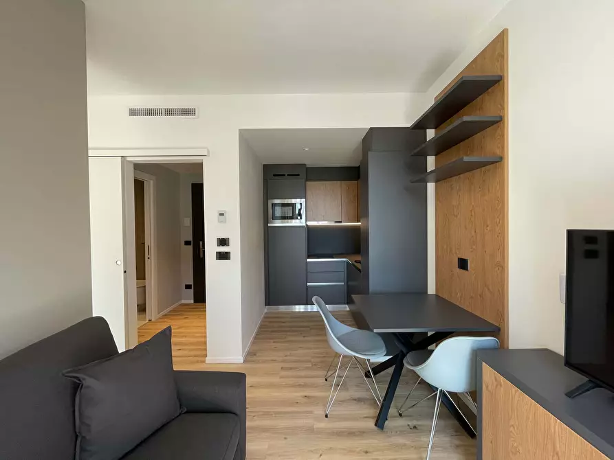 Immagine 2 di Appartamento in affitto  in Viale Monza137 a Milano