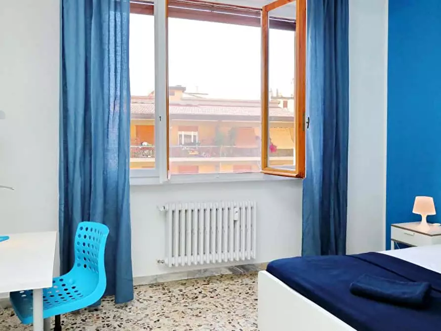 Immagine 7 di Camera in affitto  in Via Vincenzo Bellini56 a Firenze