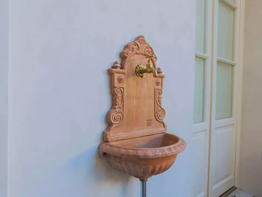 Immagine 32 di Appartamento in affitto  in Via del Ghironcello3 a Lucca