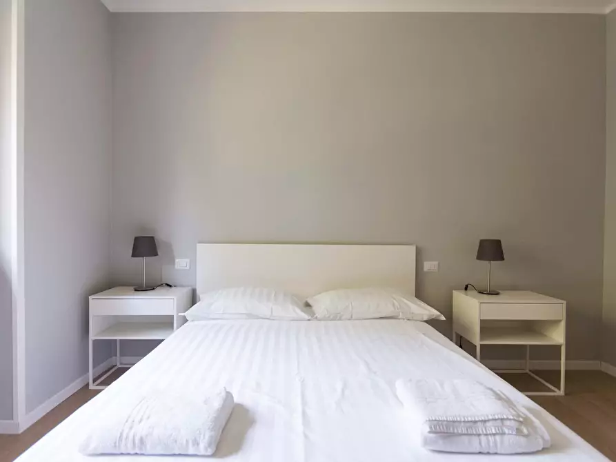 Immagine 10 di Appartamento in affitto  in Via Andrea Solari43 a Milano