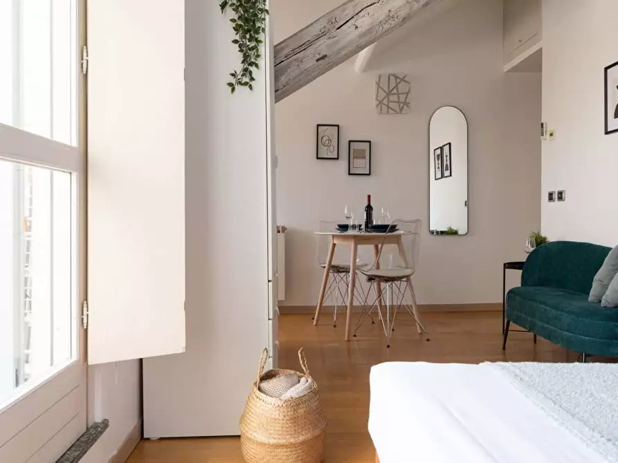 Immagine 6 di Appartamento in affitto  in Via Verona11 a Milano