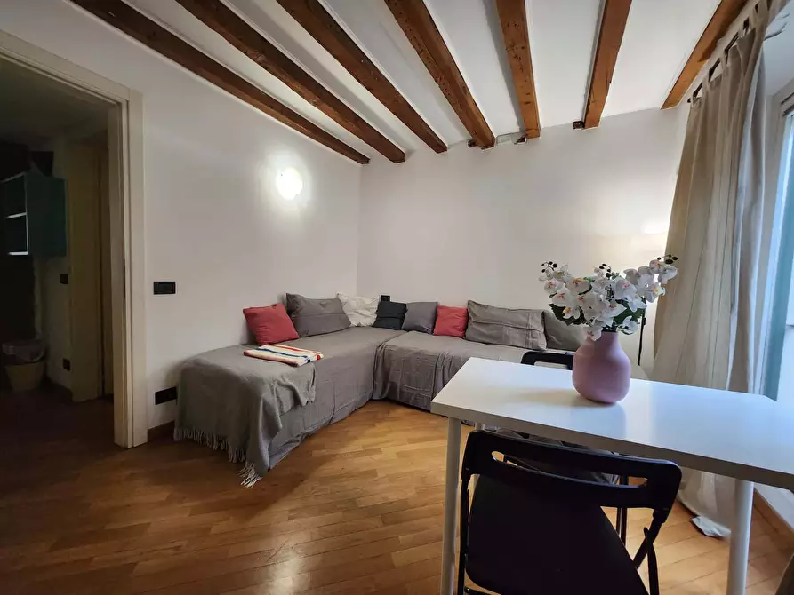 Immagine 14 di Appartamento in affitto  in Via Vigevano14 a Milano