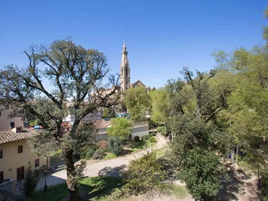 Immagine 13 di Appartamento in affitto  in Lungarno della Zecca Vecchia30 a Firenze