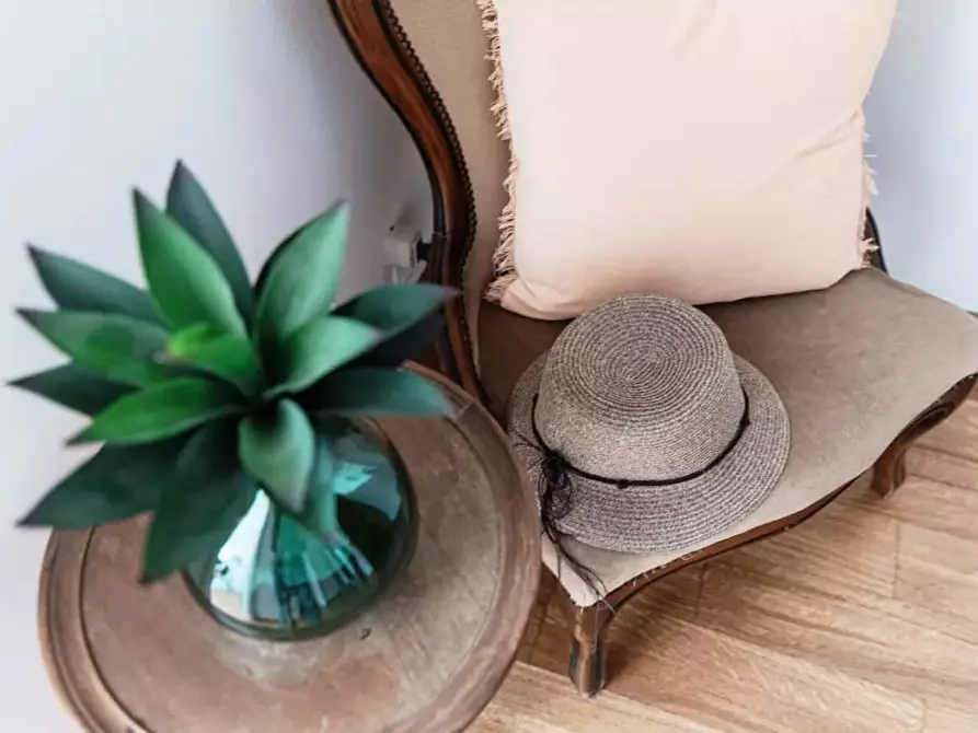 Immagine 26 di Appartamento in affitto  in Via Rezzonico a Como