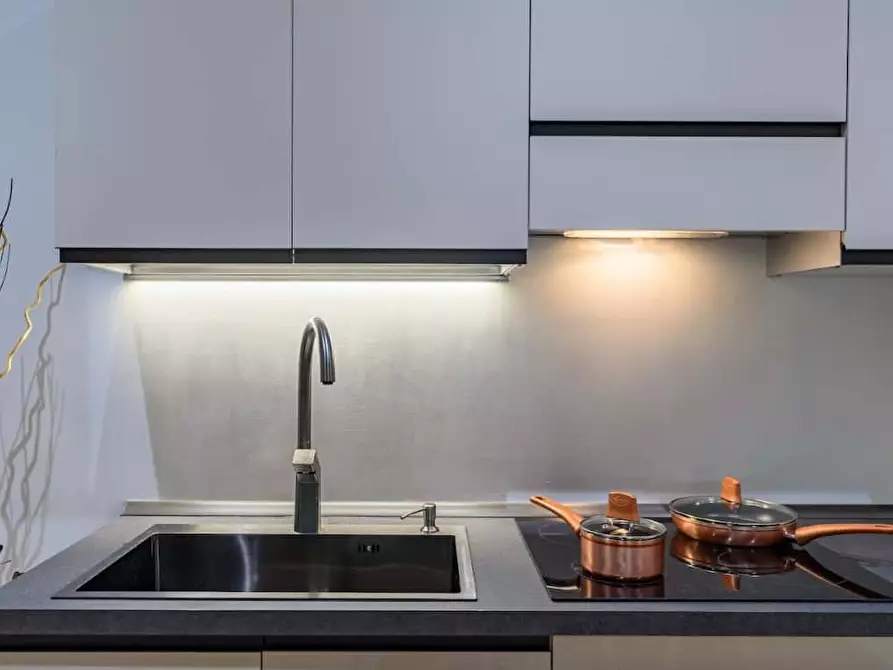 Immagine 4 di Appartamento in affitto  in Viale Beethoven26 a Roma