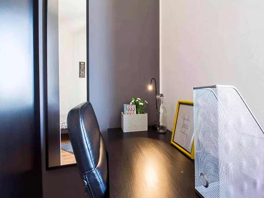 Immagine 1 di Camera in affitto  in Viale Giovanni da Cermenate18 a Milano