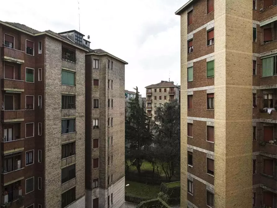 Immagine 1 di Camera in affitto  in Via Salvatore Barzilai1 a Milano