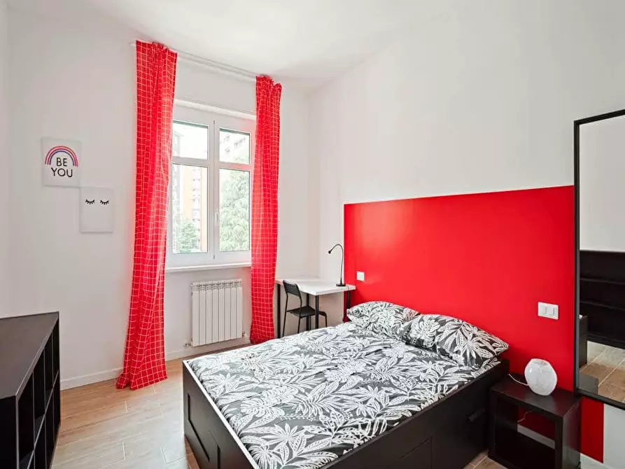 Immagine 2 di Camera in affitto  in Viale Legioni Romane39 a Milano