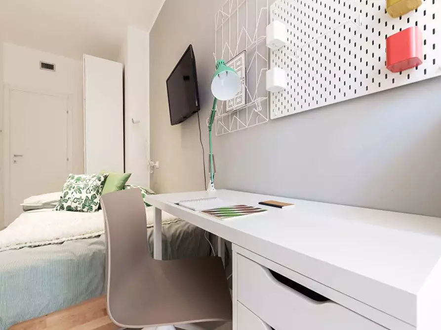 Immagine 1 di Camera in affitto  in Viale Bligny28 a Milano