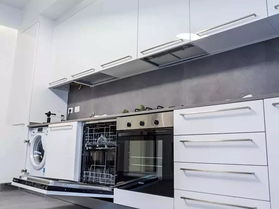 Immagine 10 di Appartamento in affitto  in Via San Gerolamo Emiliani1 a Milano