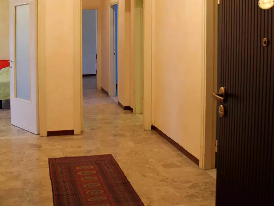 Immagine 5 di Camera in affitto  in Via Vittorio Veneto63 a Brescia
