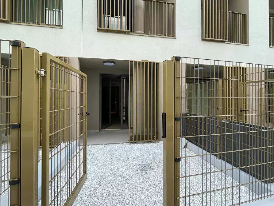 Immagine 11 di Appartamento in affitto  in Viale Monza137 a Milano