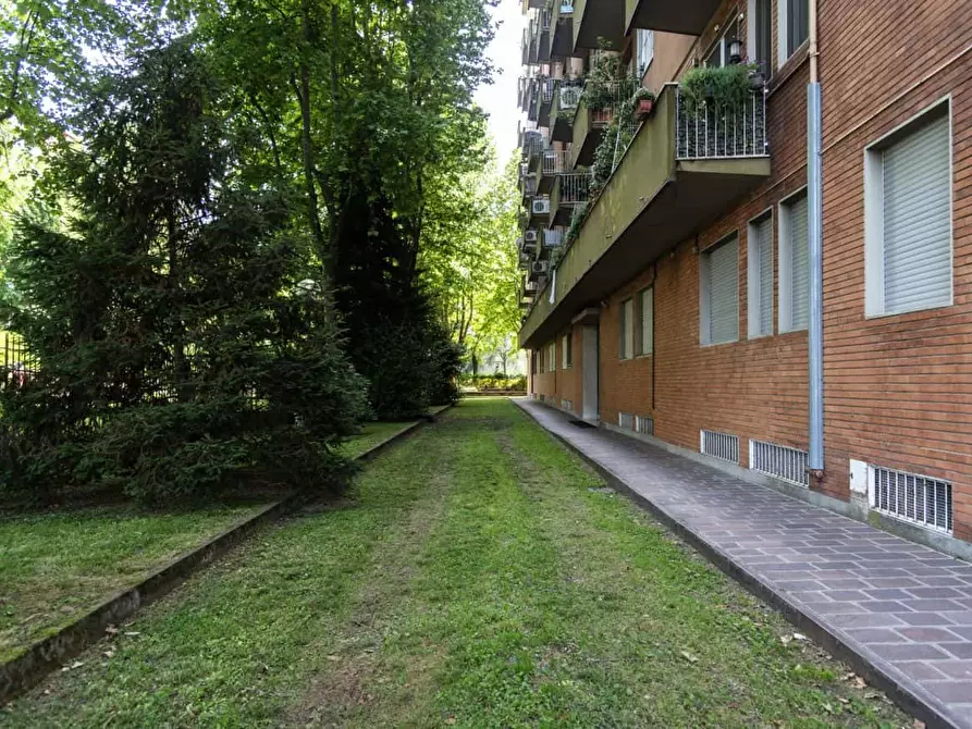 Immagine 36 di Appartamento in affitto  in Via Giovanni Cimabue5 a Milano