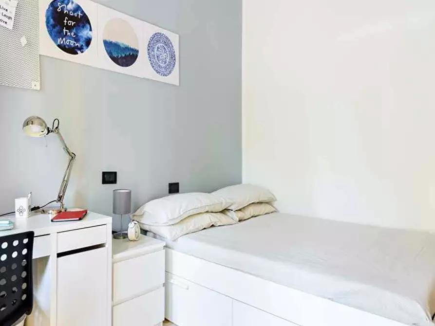 Immagine 2 di Camera in affitto  in Via Mecenate26 a Milano