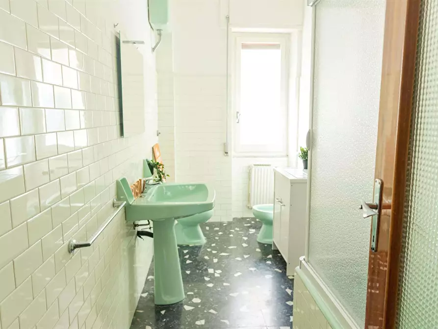 Immagine 8 di Camera in affitto  in Via Tiziano62 a Cagliari