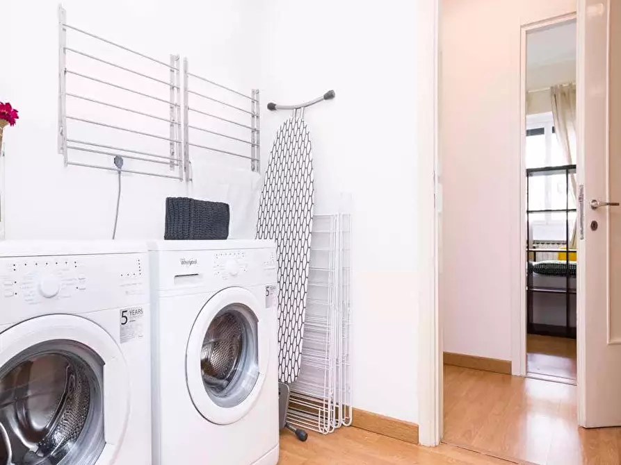 Immagine 23 di Camera in affitto  in Via Legnone15 a Milano