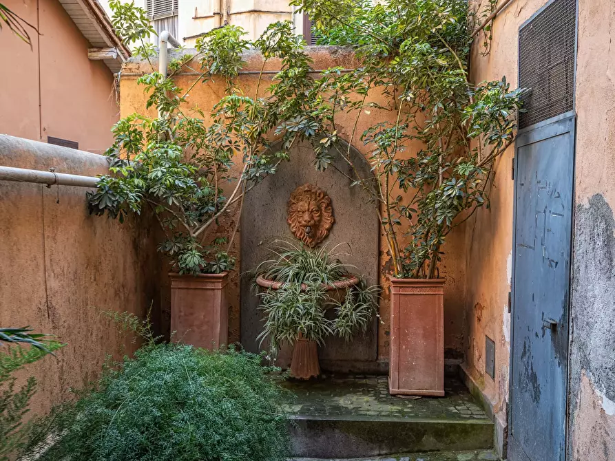 Immagine 25 di Appartamento in affitto  in Via della Scala63 a Roma