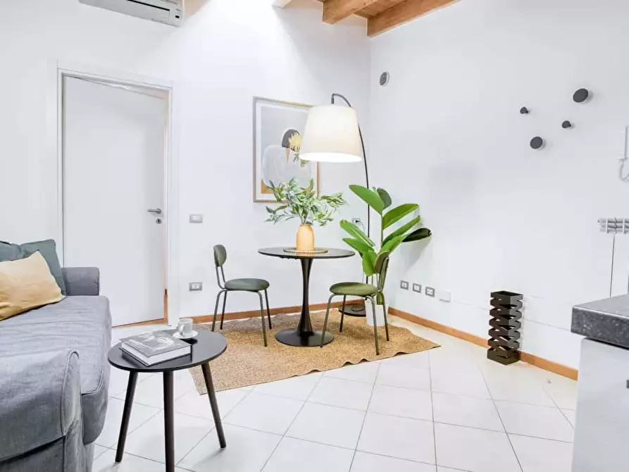 Immagine 3 di Appartamento in affitto  in Via Michelangelo Buonarroti9 a Milano