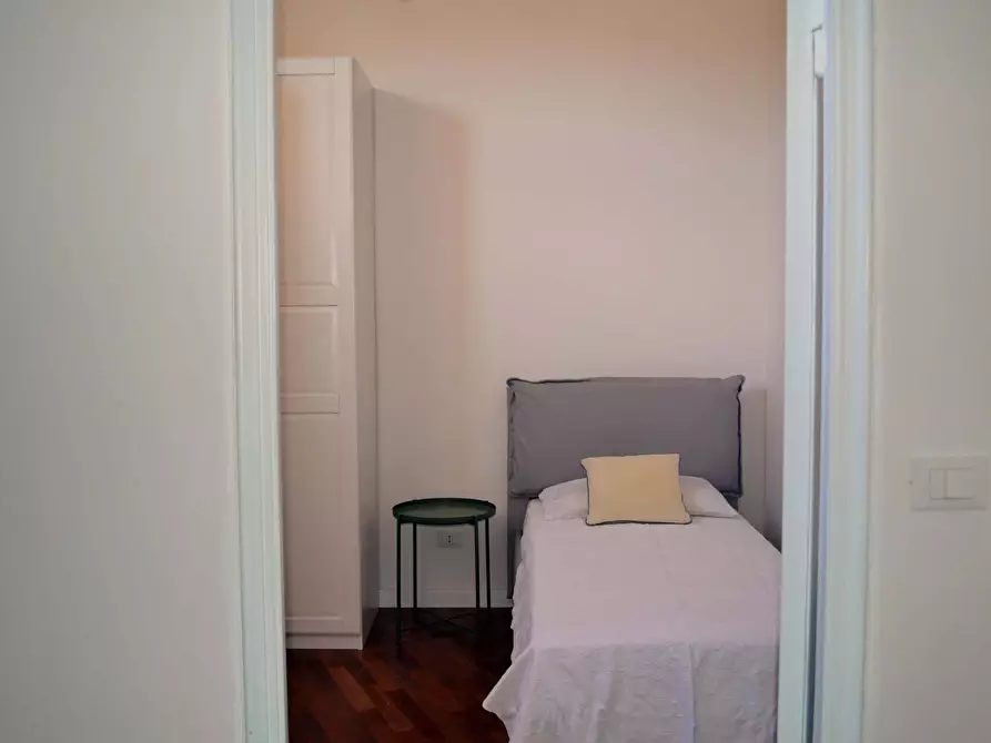 Immagine 12 di Appartamento in affitto  in Piazza Sempione5 a Milano