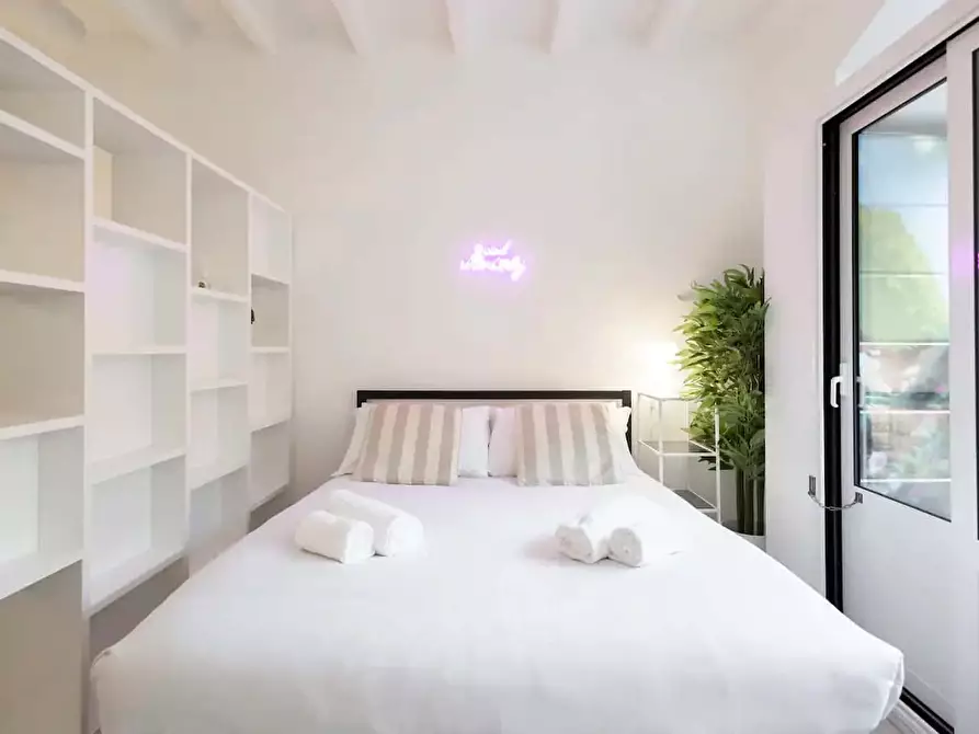 Immagine 25 di Appartamento in affitto  in Via Ascanio Sforza57 a Milano