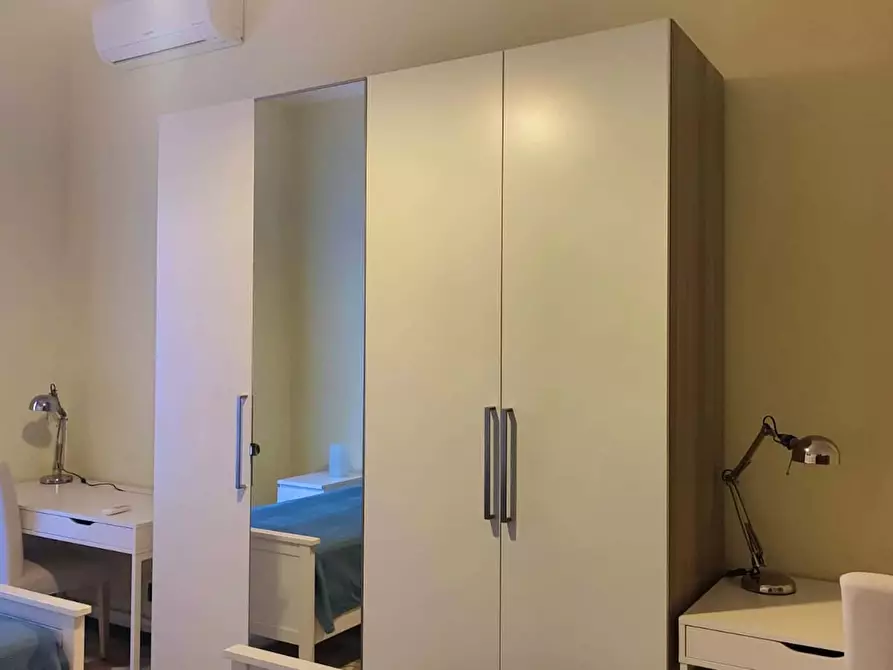 Immagine 14 di Appartamento in affitto  in Via Tavazzano a Milano