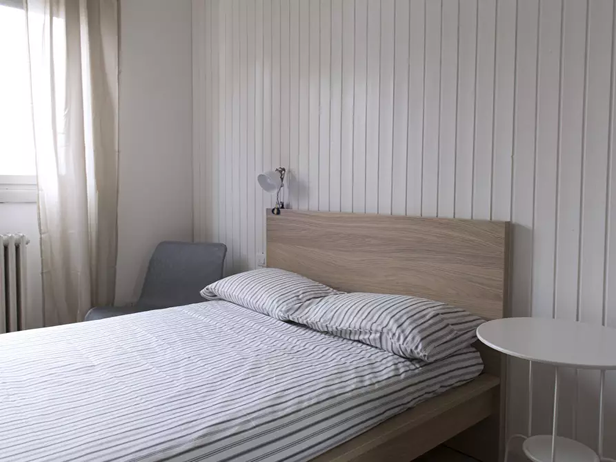 Immagine 9 di Camera in affitto  in Via Federico Engels8 a Milano