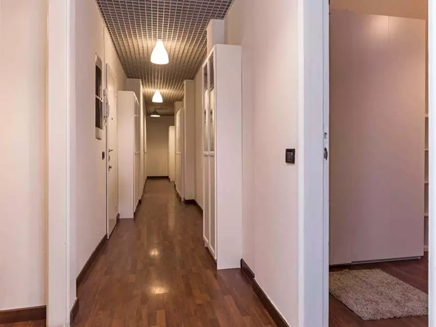 Immagine 44 di Camera in affitto  in Via Giulio Tarra1 a Milano